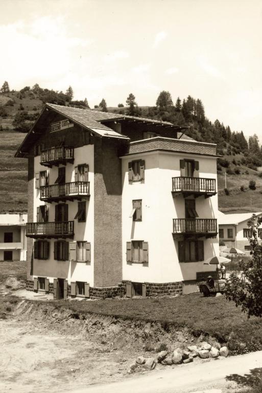 Hotel Ciampian Моена Екстериор снимка