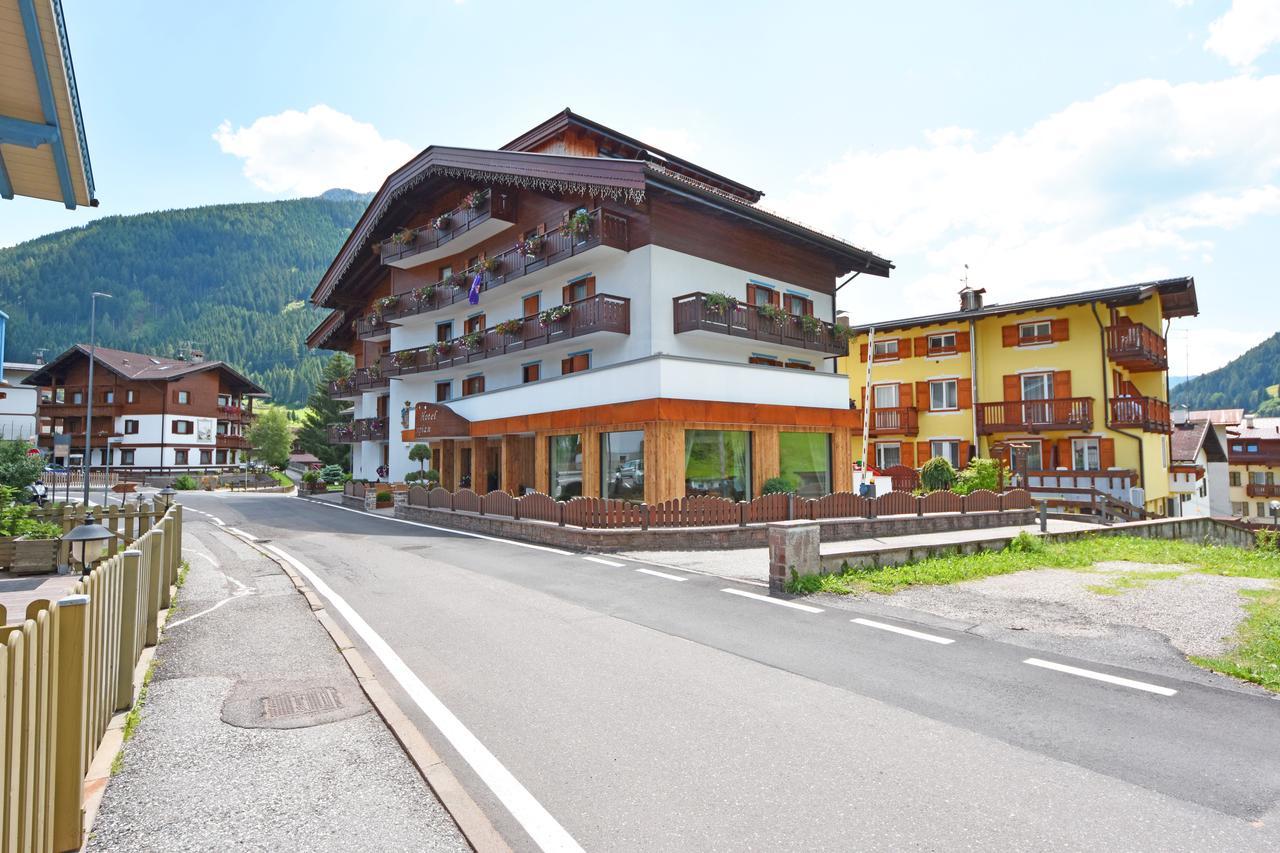 Hotel Ciampian Моена Екстериор снимка