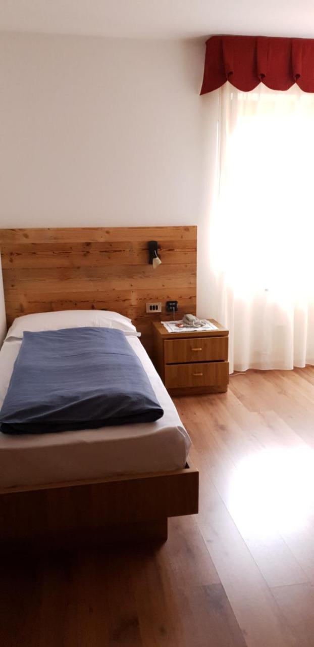 Hotel Ciampian Моена Екстериор снимка